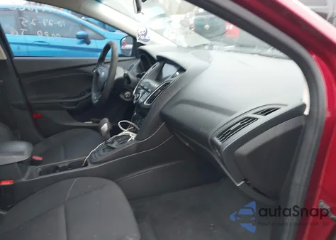 2017 Ford Focus Sel z USA, uszkodzony, nr VIN 1FADP3H29HL229667